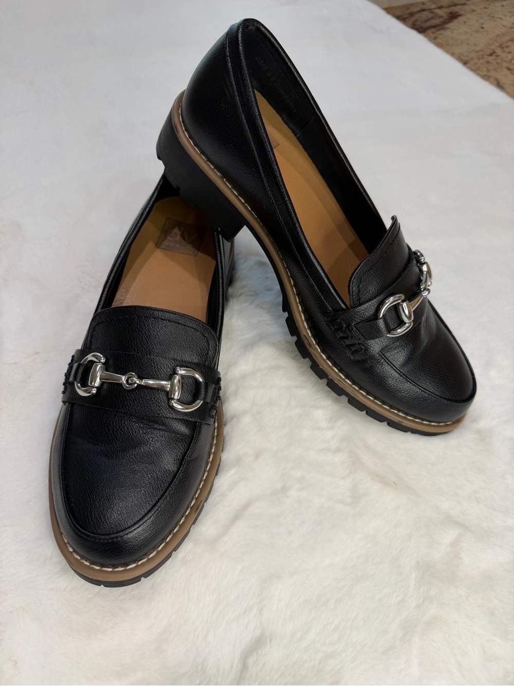 Dolce Vita Black Women's Lug-Trim Loafers with Silver Hardware Size 8.5